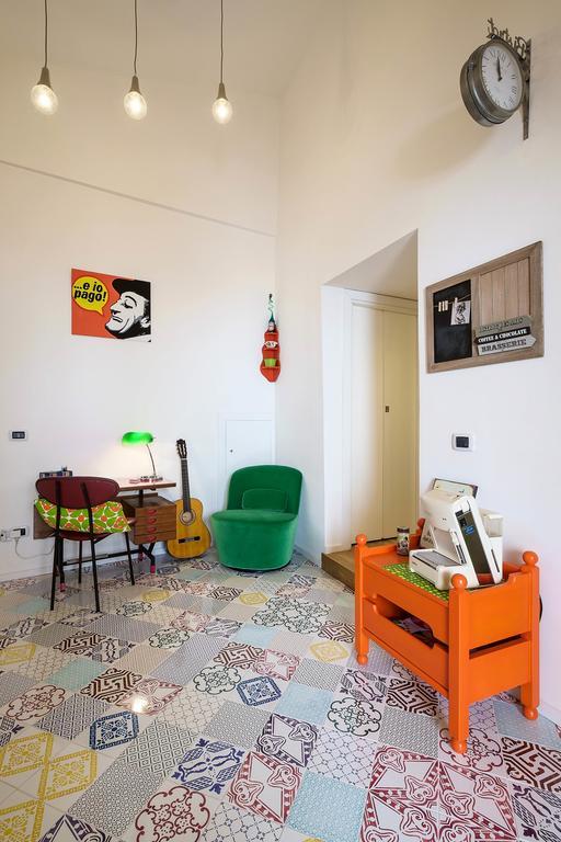 Mad Bed & Breakfast ปาแลร์โม ภายนอก รูปภาพ